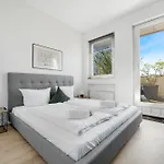 Penthouse 232qm, 12 Personen, Whirlpool, Terrasse, Parkplatz 25min Bis Duesseldorf Messe