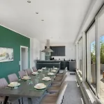 דירה Penthouse 232qm, 12 Personen, Whirlpool, Terrasse, Parkplatz 25min Bis Duesseldorf Messe *