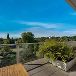 דירה Penthouse 232qm, 12 Personen, Whirlpool, Terrasse, Parkplatz 25min Bis Duesseldorf Messe