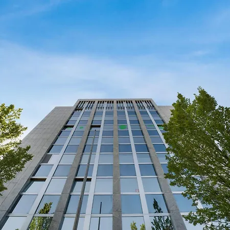 Penthouse 232qm, 12 Personen, Whirlpool, Terrasse, Parkplatz 25min Bis Duesseldorf Messe דירה