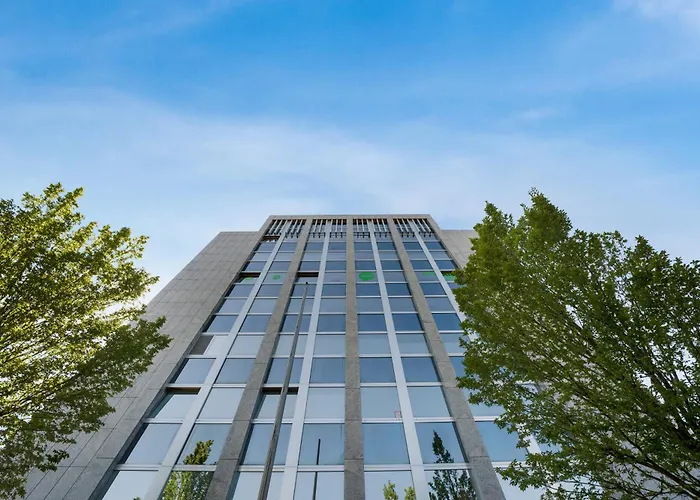 Penthouse 232qm, 12 Personen, Whirlpool, Terrasse, Parkplatz 25min Bis Duesseldorf Messe Lägenhet